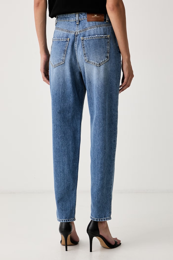 Odzież Elisabetta Franchi jeansy relaxed fit damskie PJ14D66E2 niebieski