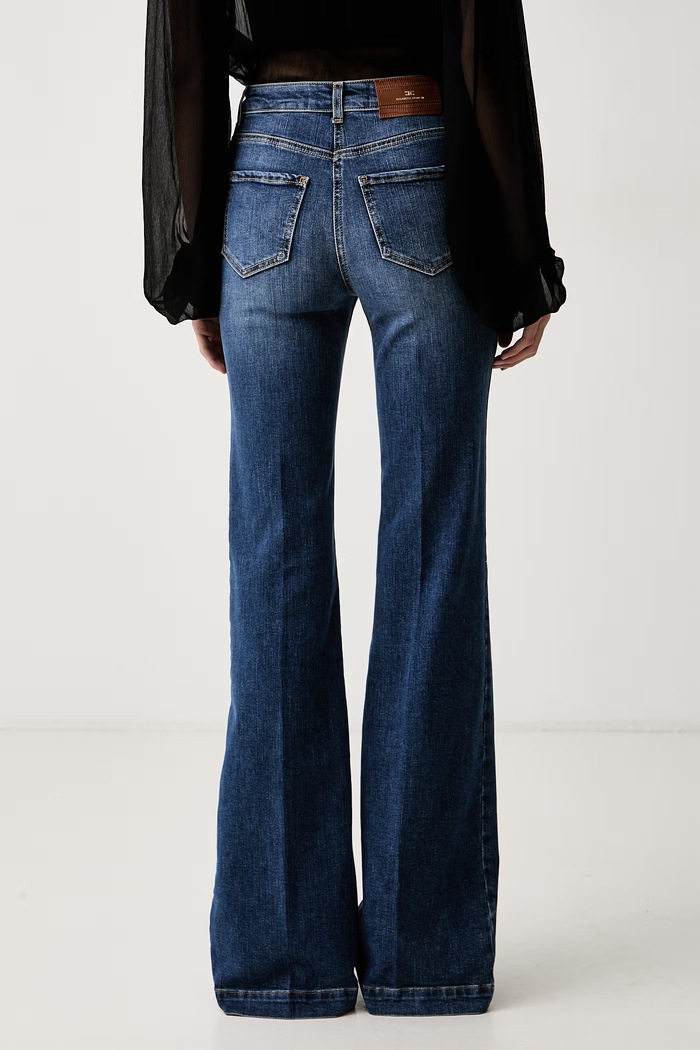 Odzież Elisabetta Franchi Jeansy flare damskie PJ12D66E2 niebieski