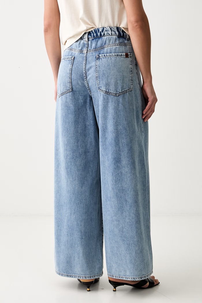 Odzież Weekend Max Mara jeansy wide leg damskie WKDZATTERA 2625186031600 niebieski