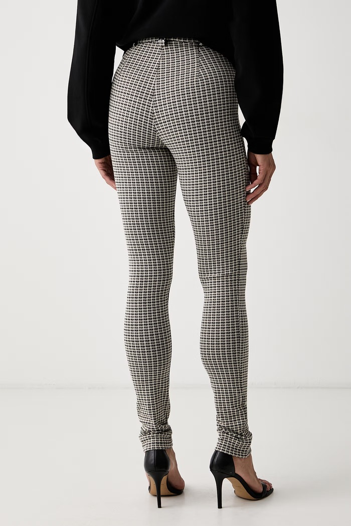 Odzież Patrizia Pepe spodnie skinny damskie z wiskozą 8P0373.C0243 beżowy