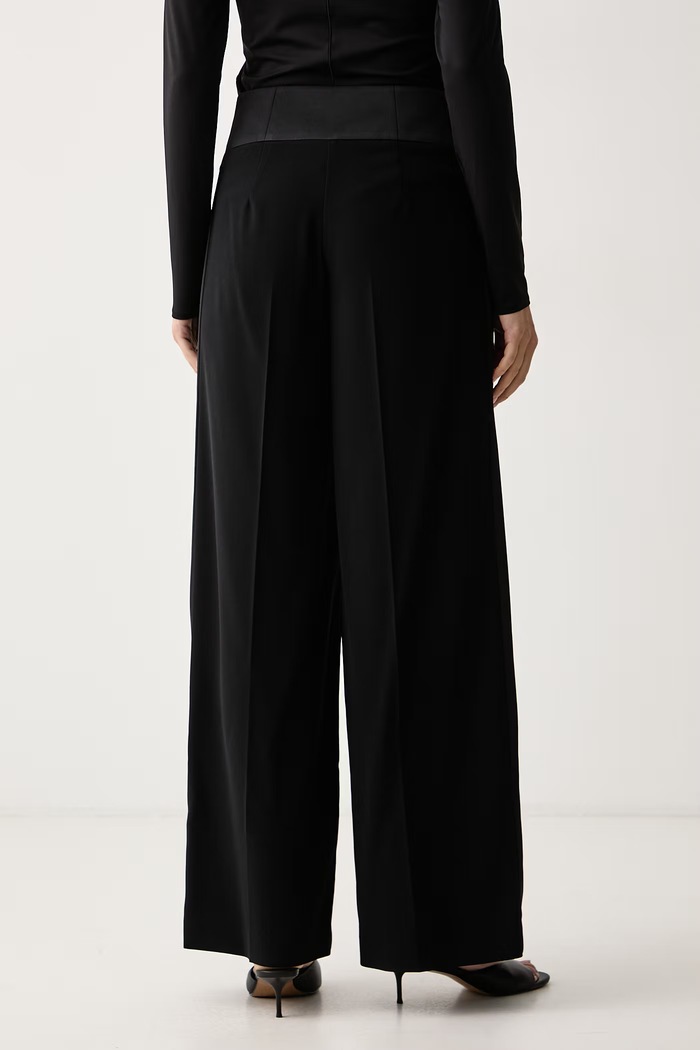 Odzież Patrizia Pepe Spodnie straight damskie 8P0244.C7004 czarny