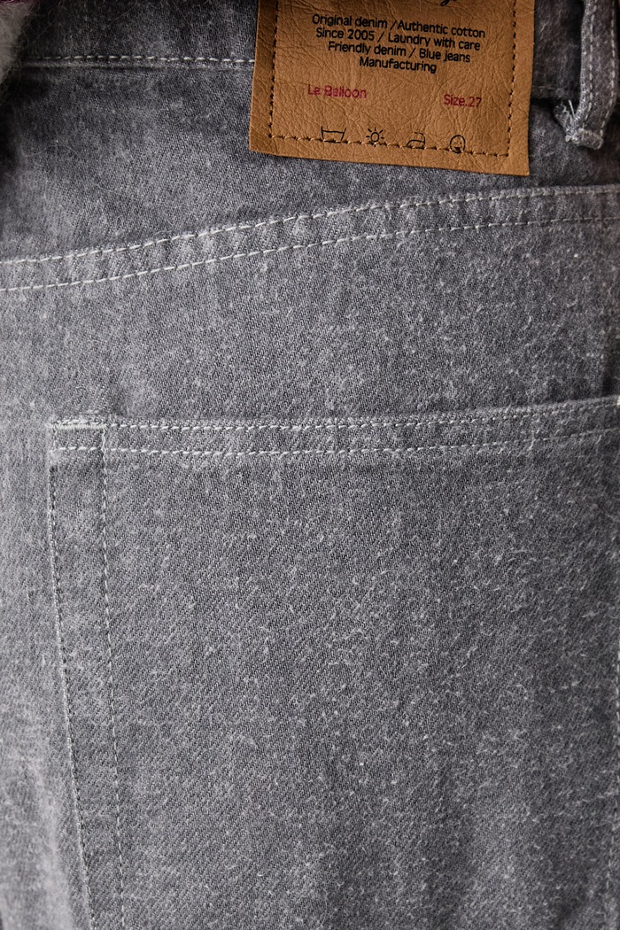 Jeansy relaxed fit damskie American Vintage NAF11A szary
