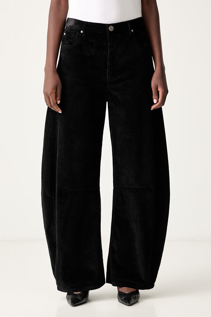 Pinko spodnie damskie sztruksowe czarny 107196.A3HF
