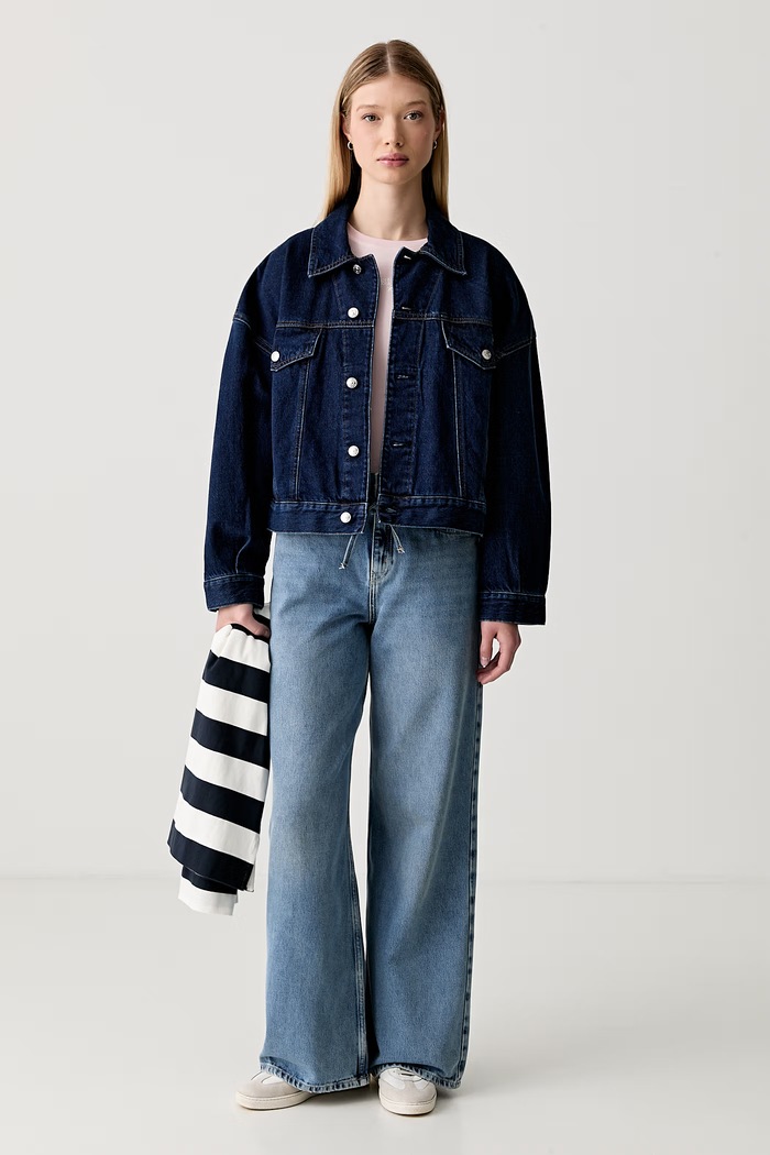 Karl Lagerfeld Jeans jeansy relaxed fit damskie B3W10035 niebieski AW26