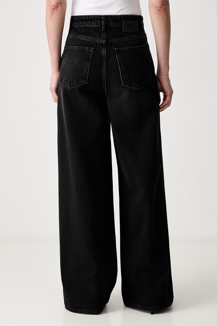 Odzież GANNI Lari jeansy wide leg damskie A1100099 czarny