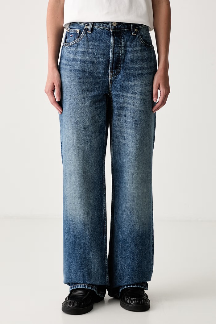 Tommy Jeans jeansy relaxed fit damskie brązowy DW0DW23798