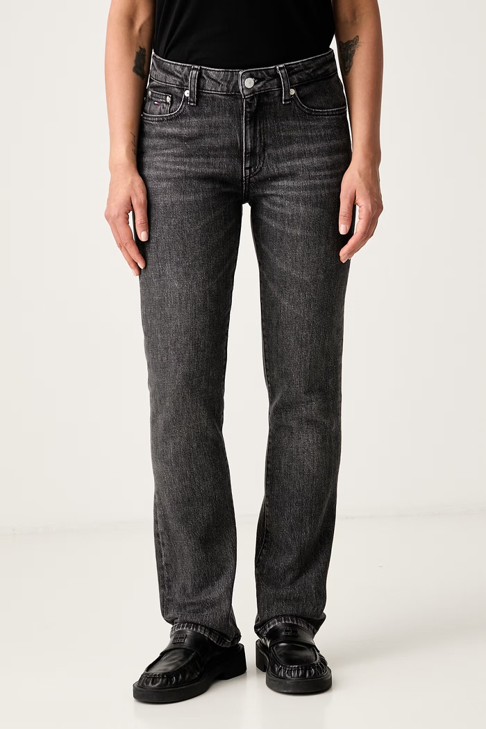 Tommy Jeans slim fit traperice za žene crna DW0DW23469