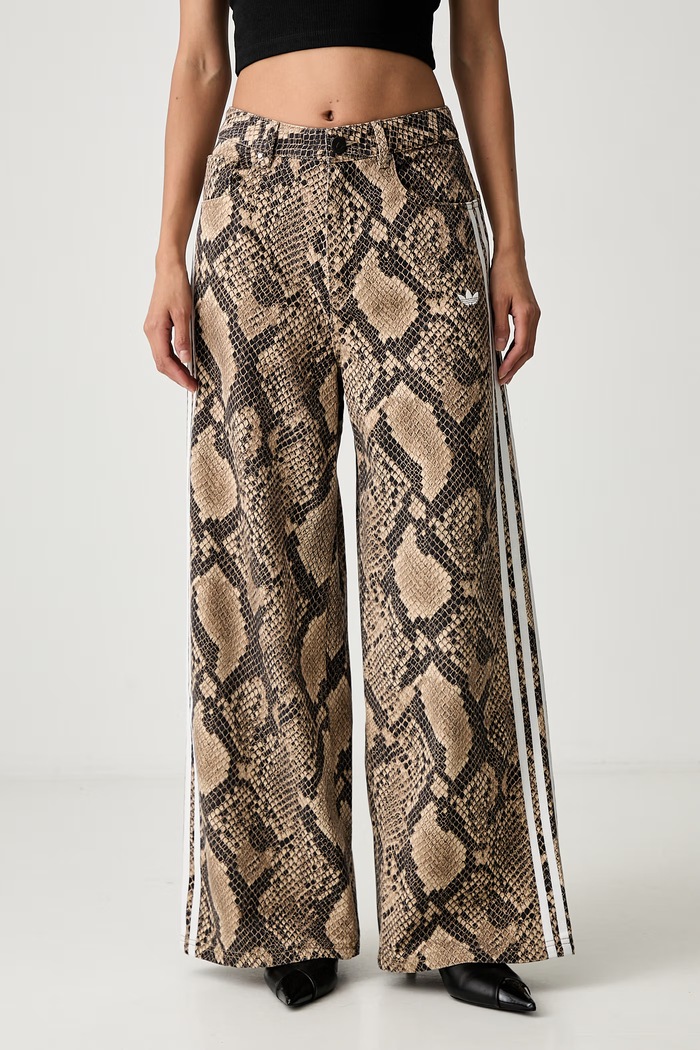 adidas Originals jeansy wide leg damskie beżowy KY0630