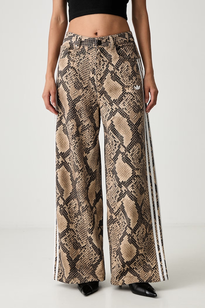 adidas Originals jeansy wide leg damskie beżowy KY0630