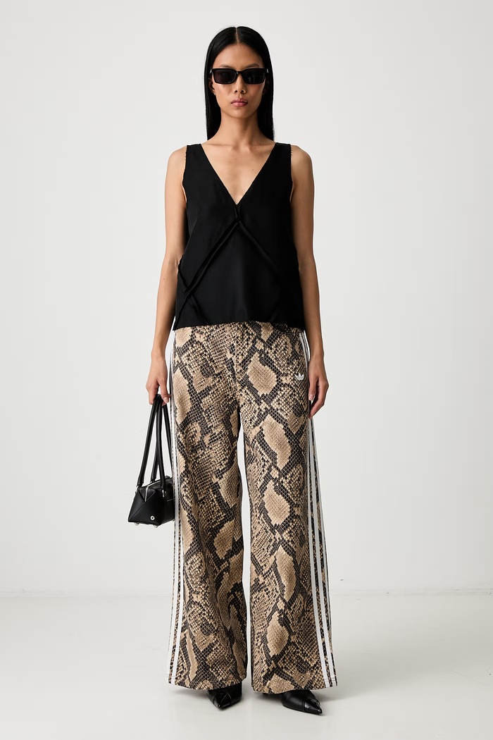 adidas Originals jeansy wide leg damskie KY0630 beżowy AW26