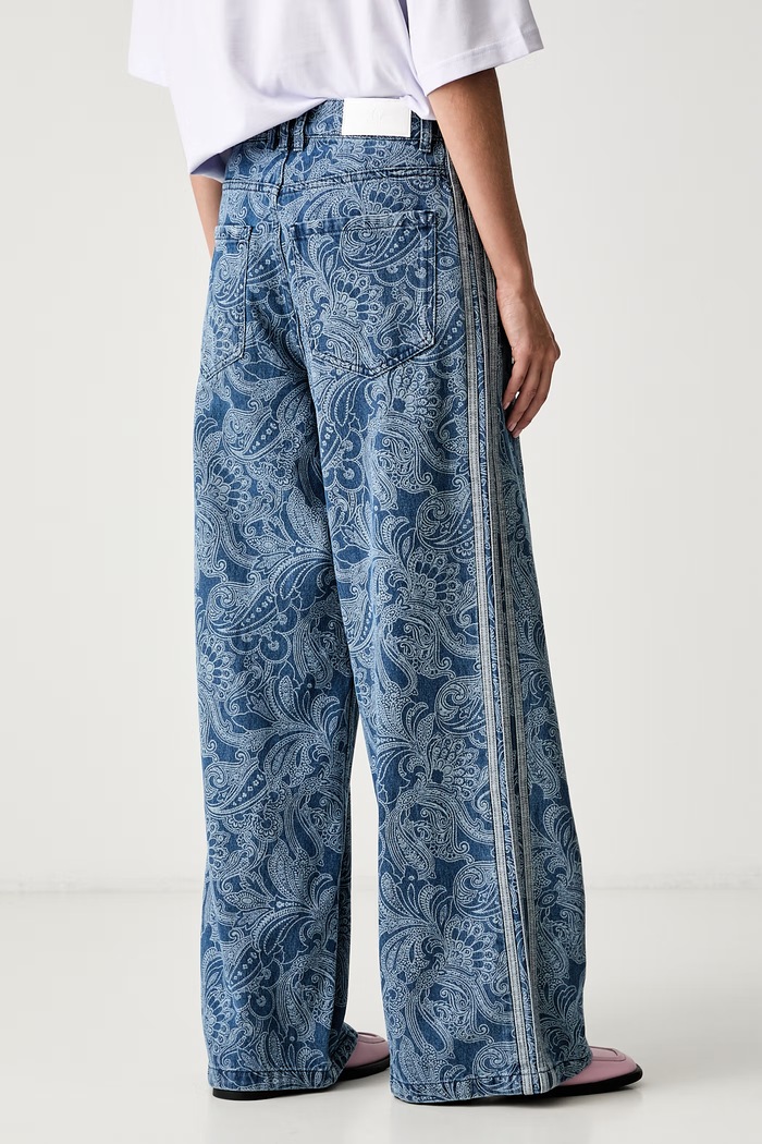 Oblačila adidas Originals kavbojke s širokimi hlačnicami ženske Liberty KR6675 modra