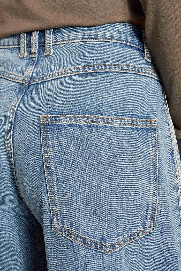 Jeansy barrel damskie Barrel adidas Originals niebieski KQ6476
