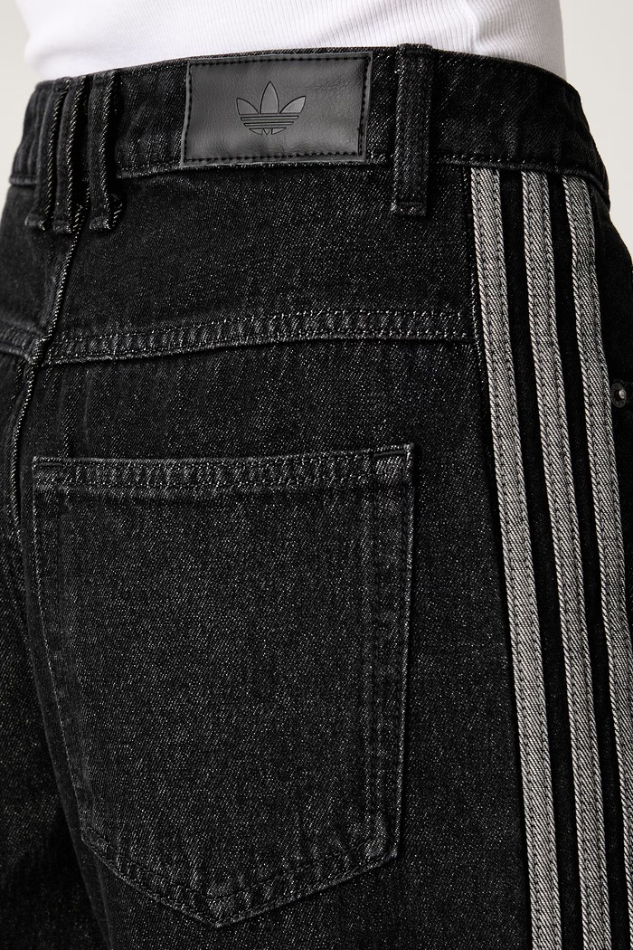 adidas Originals jeansy wide leg damskie czarny KQ6469