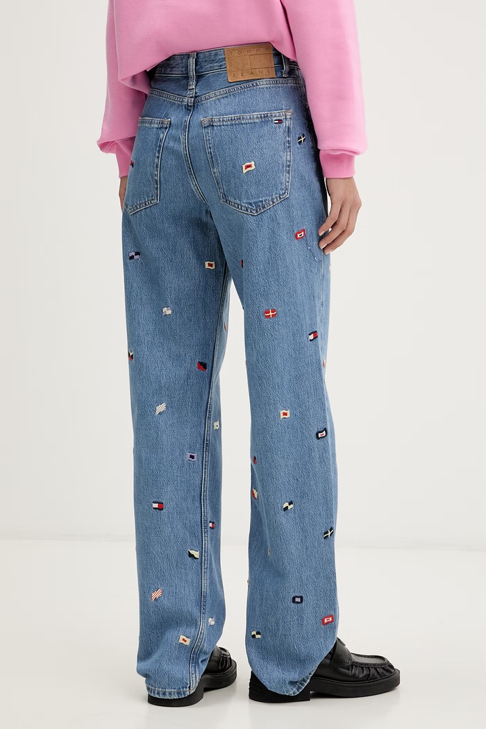 Odzież Tommy Jeans jeansy straight damskie DW0DW23100 niebieski