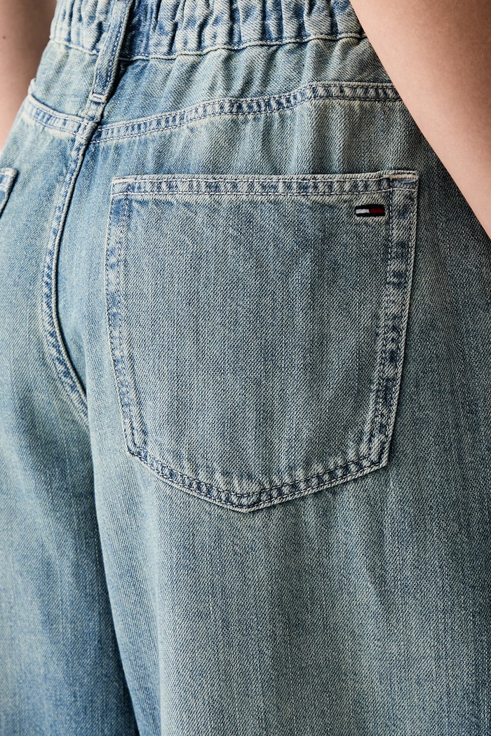 Tommy Jeans loose traperice za žene DW0DW23043 plava