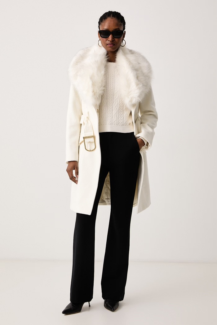 Guess Spodnie dzwony damskie z wiskozą CHRISSY W6BB25.K6213 czarny AW26
