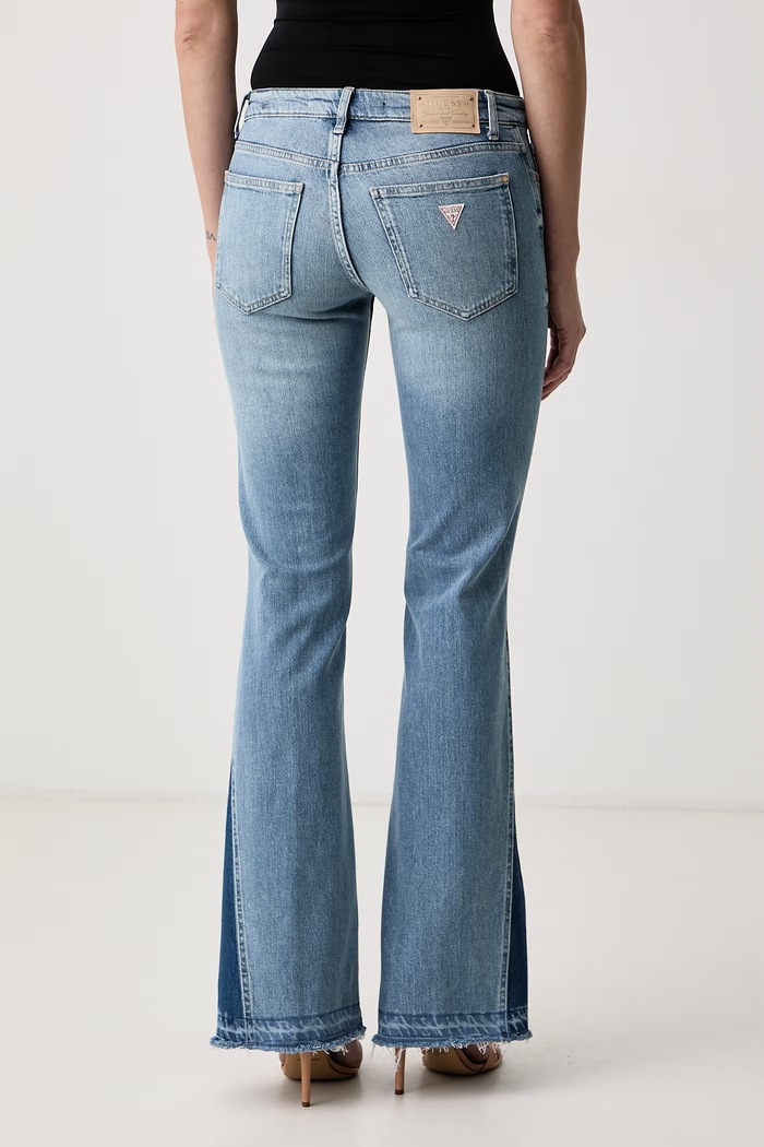 Odzież Guess Jeansy flare damskie BEVERLY W6BA41.D2579 niebieski
