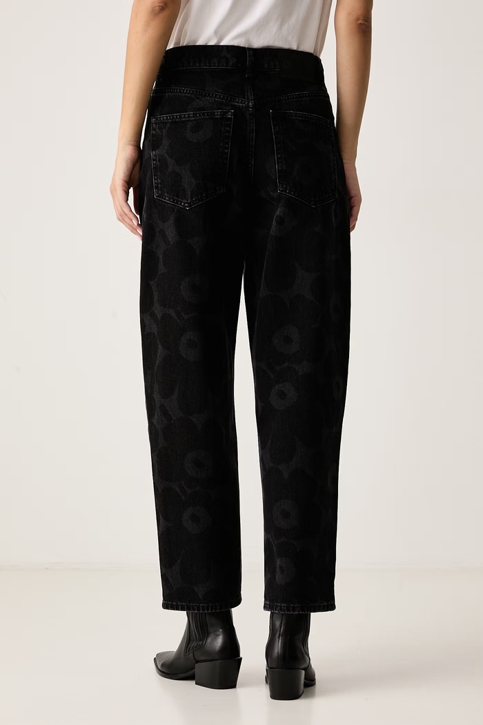 Odzież Marimekko Jeansy relaxed fit damskie 096031 czarny