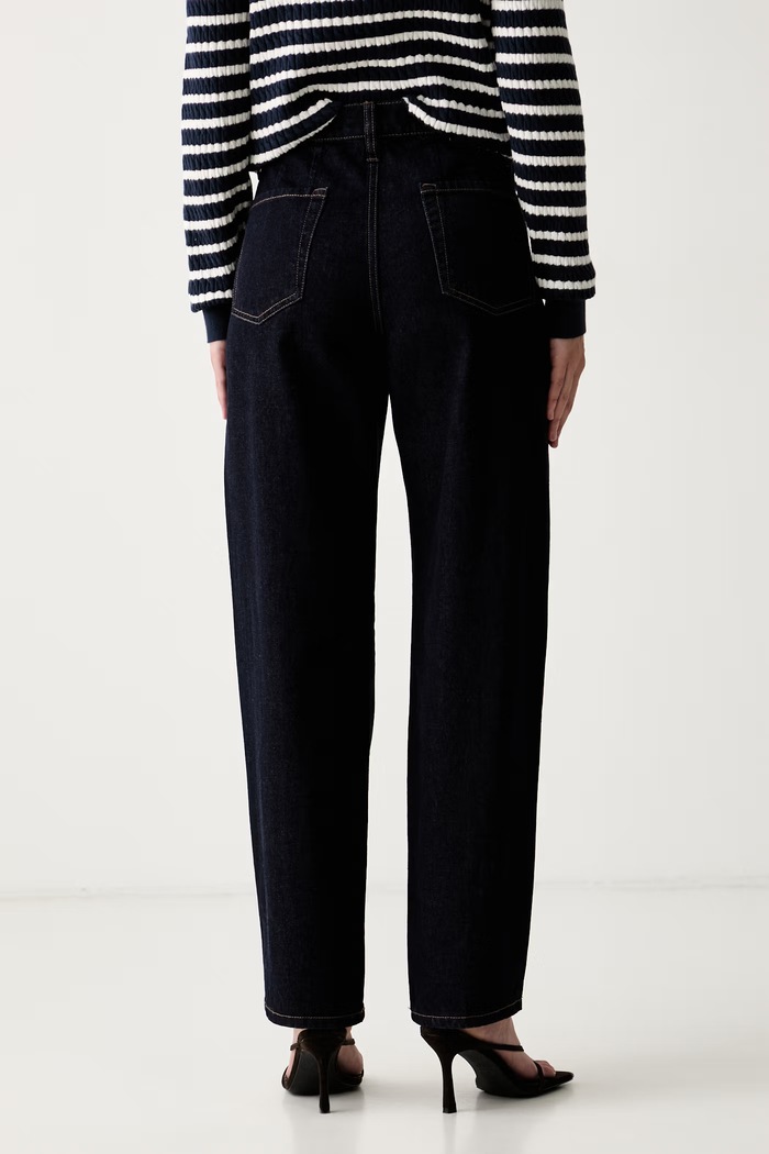 Odzież DKNY jeansy straight damskie DJ6G4249 granatowy