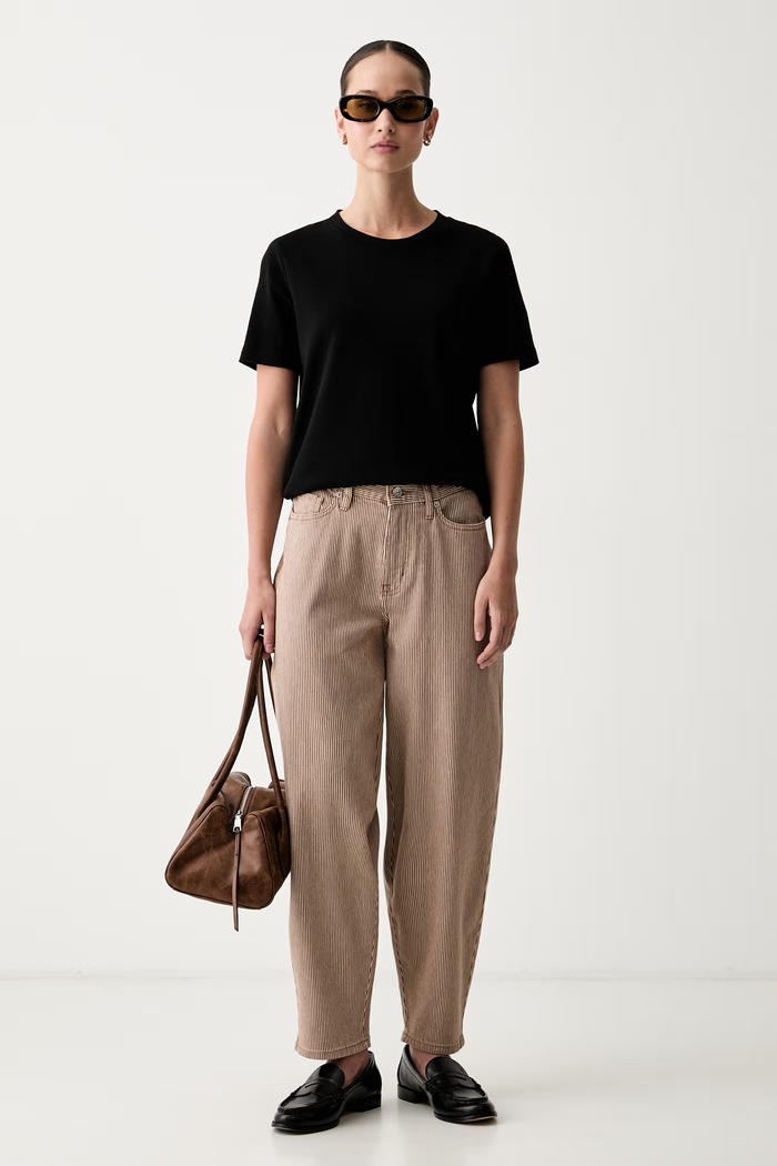 DKNY jeansy barrel damskie DJ6A4131 brązowy AW26