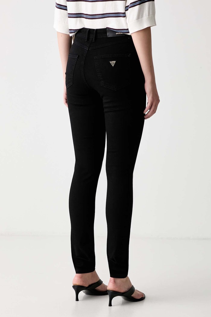 Odzież Guess jeansy skinny damskie 1981 SKINNY W6YA46.D1540 czarny
