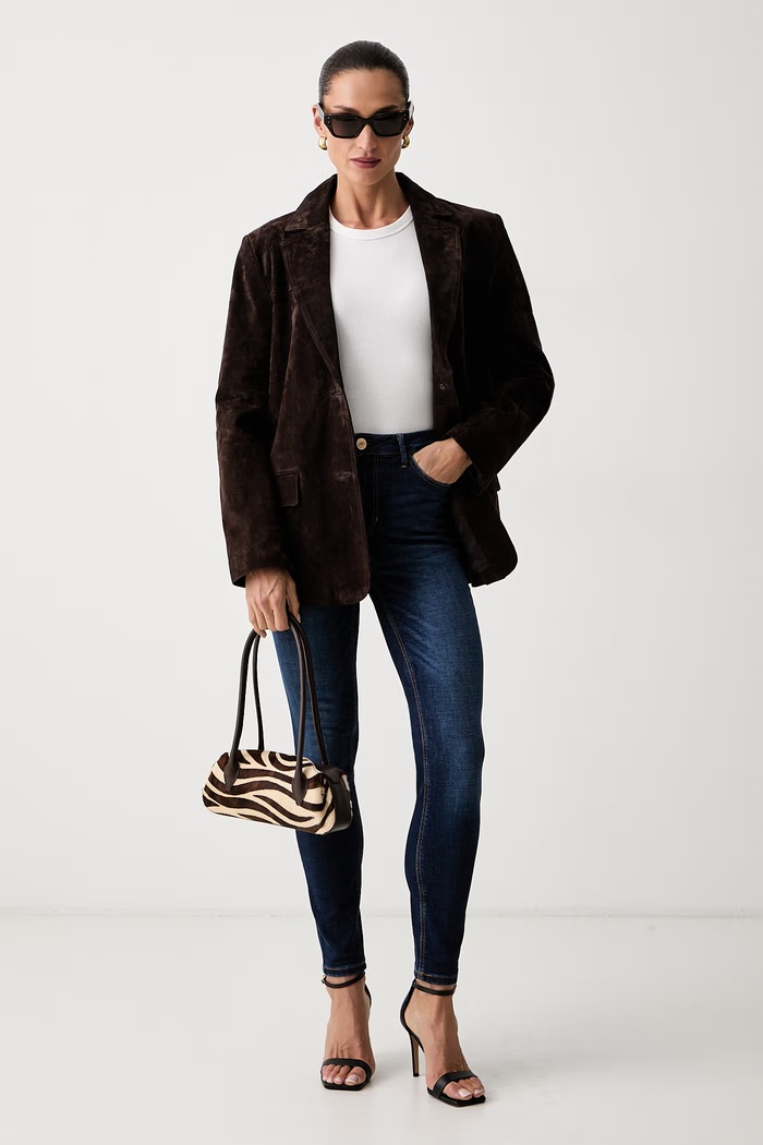Guess jeansy skinny damskie 1981 SKINNY W6YA46.D1537 granatowy AW26