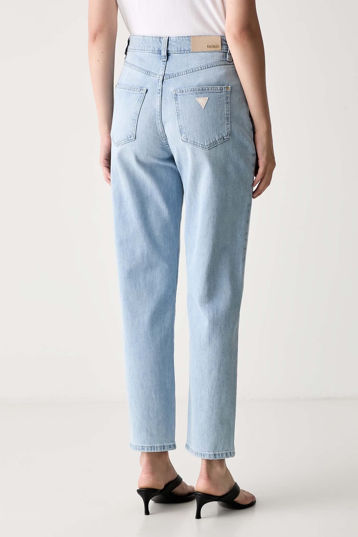Odzież Guess jeansy mom fit damskie NEW MOM W6YA3J.D1543 niebieski
