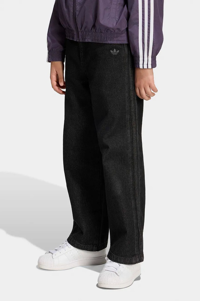 Jeansy loose dziecięce POKEMON adidas Originals KS7111 czarny