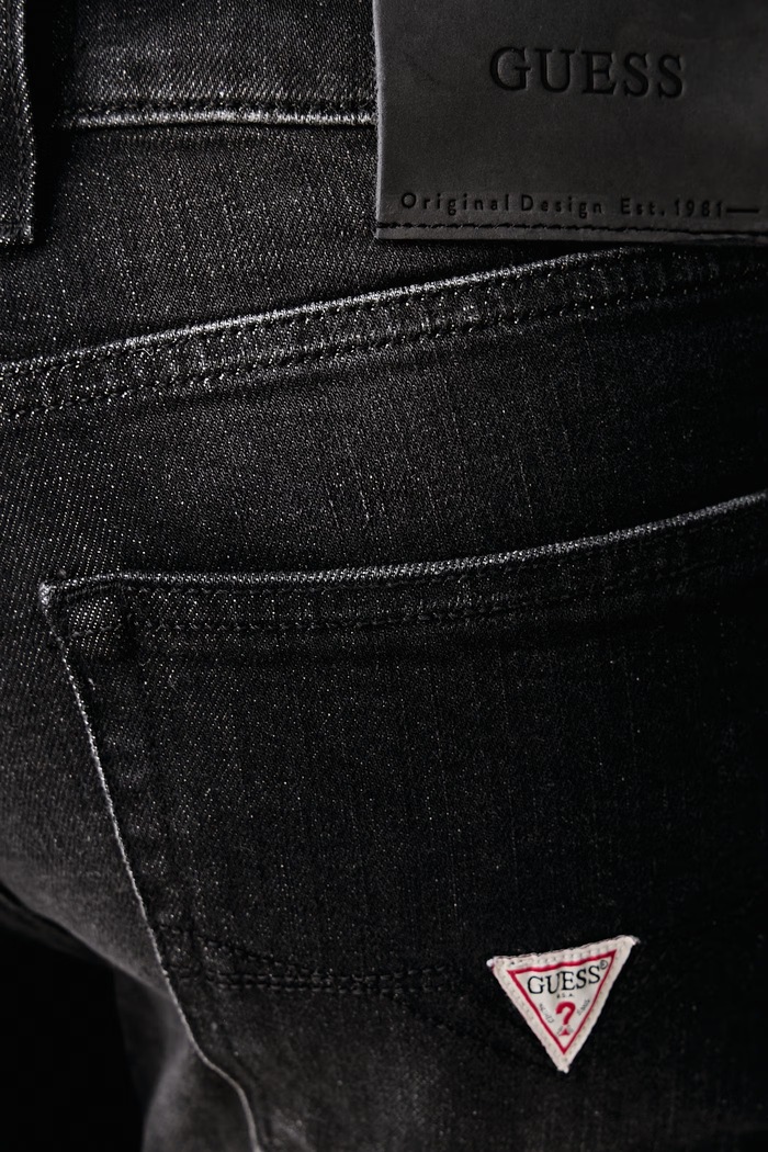Jeansy slim taper męskie FINNLEY Guess M6BAS2.D2062 czarny