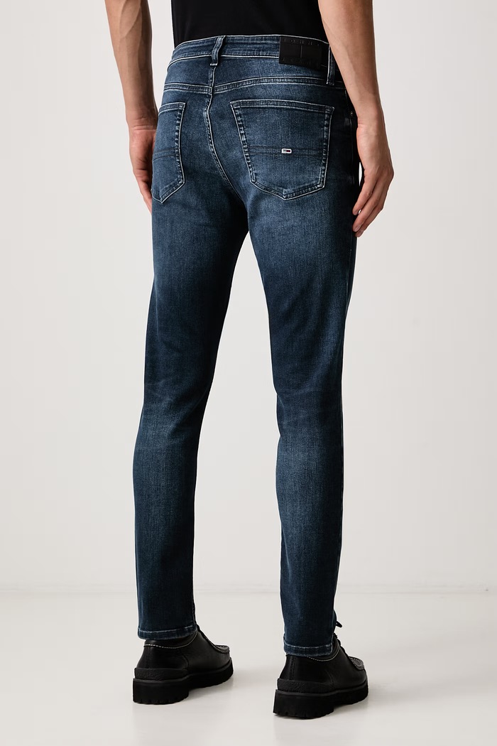 Odzież Tommy Jeans Jeansy slim taper męskie DM0DM21901 granatowy