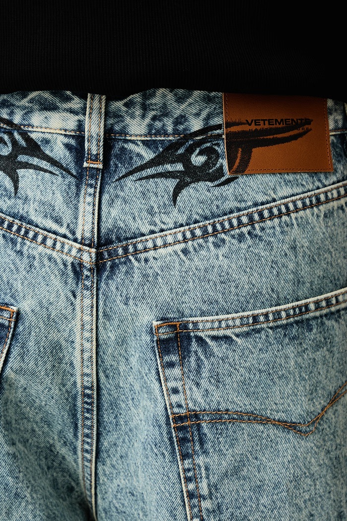 Graffiti Tribal джинси relaxed fit чоловічі Vetements блакитний MH27DJ089LB