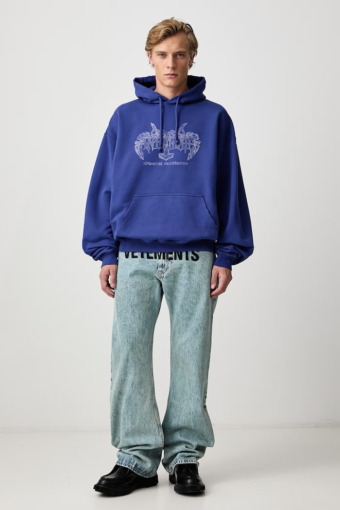Vetements Embroidered Logo джинси regular чоловічі MH27DJ079LB блакитний AW26