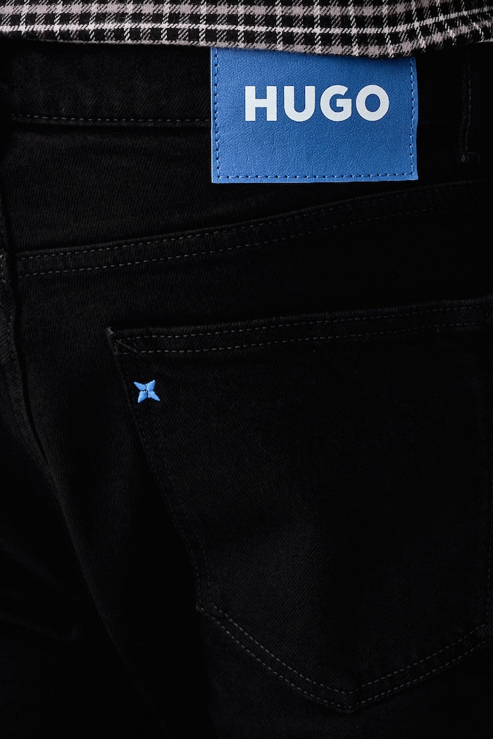 Extra slim kavbojke moške Zane HUGO Blue 50572771 črna