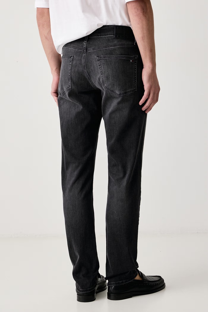 Odjeća Tommy Jeans Slim fit traperice za muškarce DM0DM23449 crna