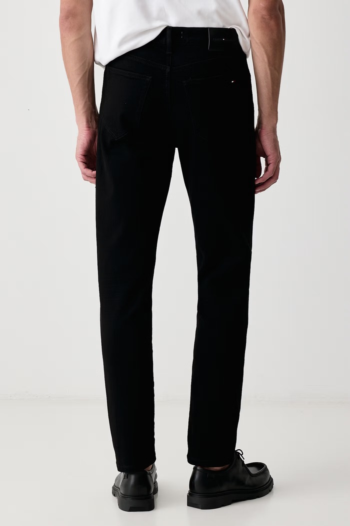 Ρούχα Tommy Hilfiger Slim fit Ανδρικά MW0MW44919 μαύρο