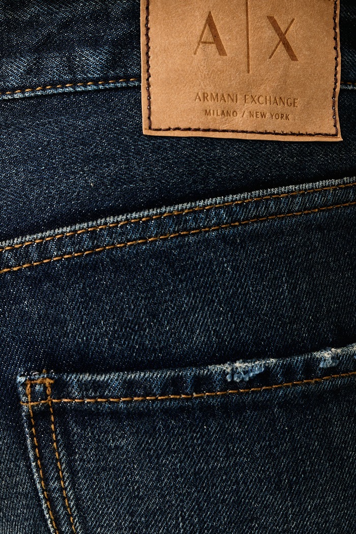 Straight kavbojke moške Armani Exchange XM000069.AF28151 mornarsko modra
