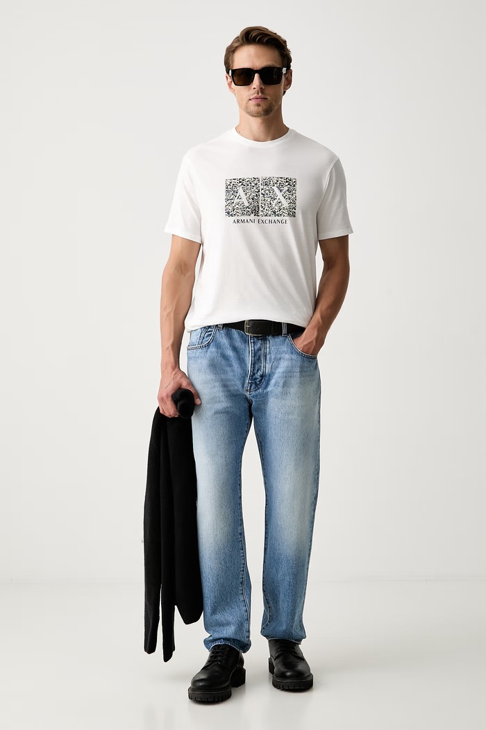 Armani Exchange jeansy loose męskie XM000075.AF25545 niebieski AW26
