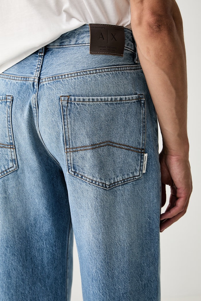 Armani Exchange jeansy loose męskie niebieski XM000075.AF25545