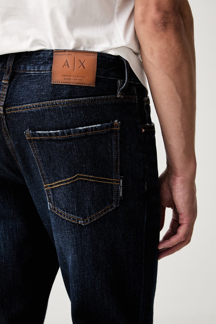Джинсы slim fit для мужчин Armani Exchange XM000070.AF26946 тёмно-синий