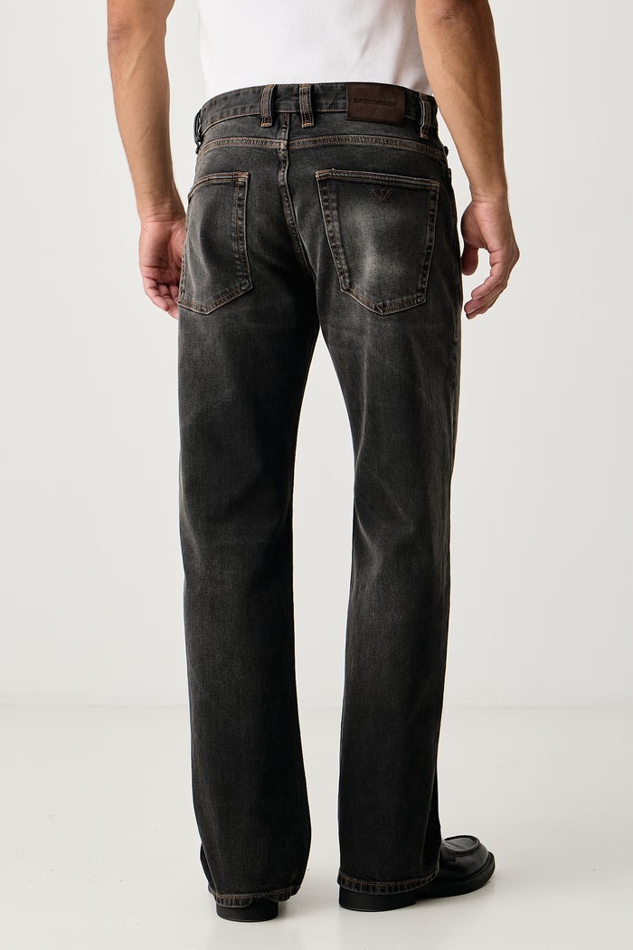 Odzież Emporio Armani Jeansy straight męskie EM006492.AF29572 szary