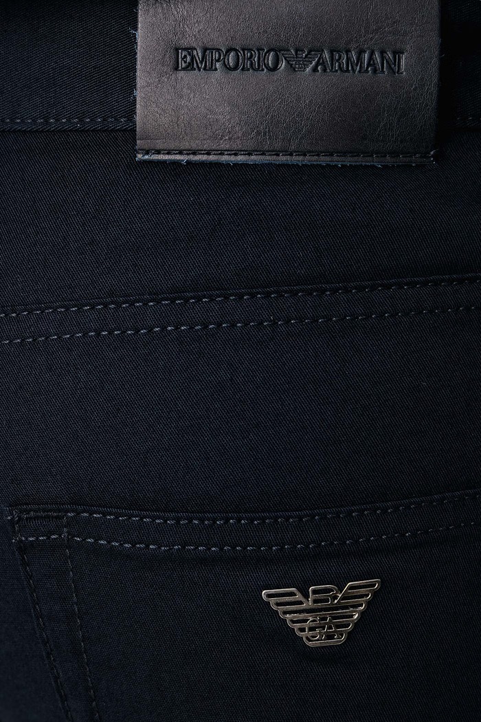 Spodnie męskie bawełniane z elastanem Emporio Armani EM000062.AF22611 granatowy