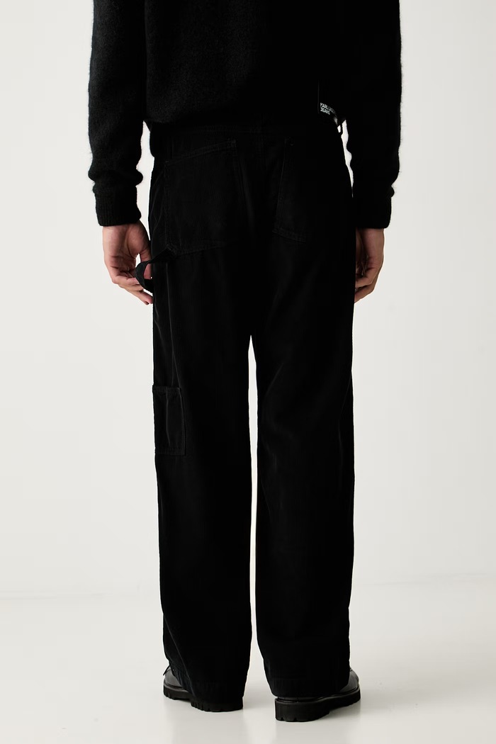 Odzież Karl Lagerfeld Jeans spodnie męskie sztruksowe B3M10017 czarny