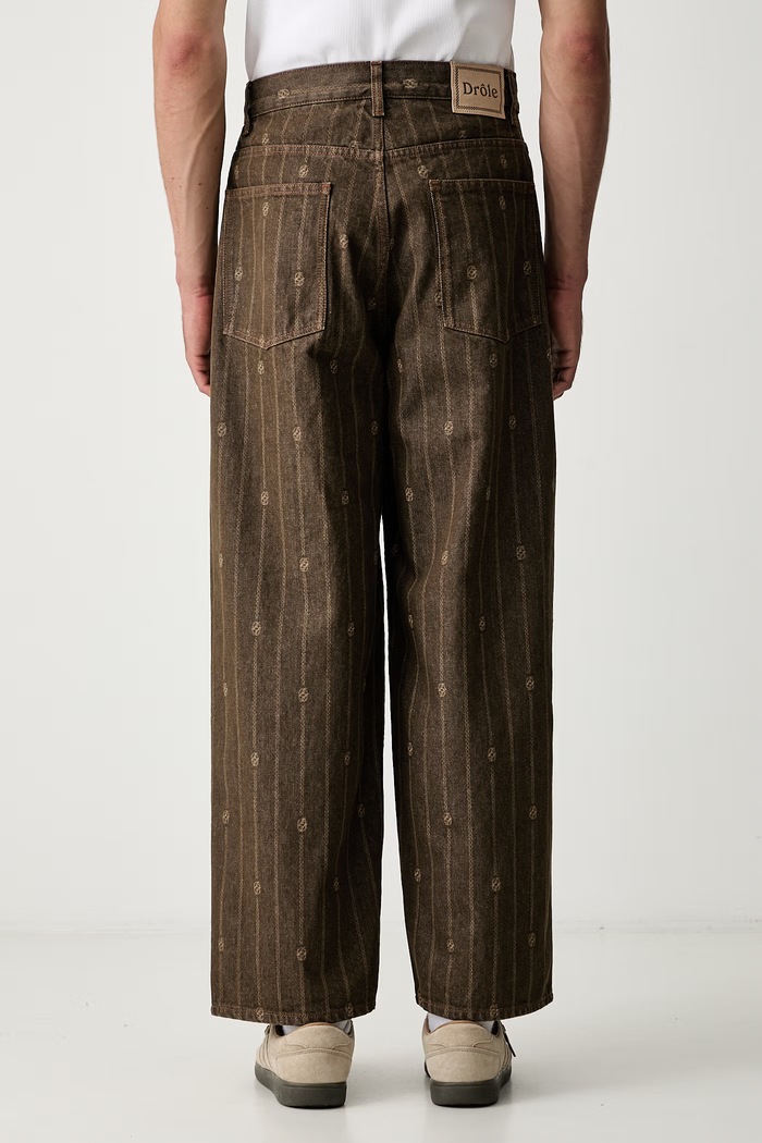 Odzież Drôle de Monsieur jeansy relaxed fit męskie Monogram L.BP168.CO315 brązowy