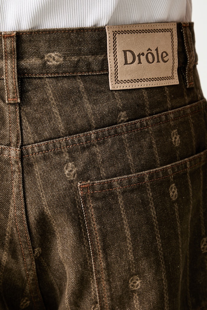 Drôle de Monsieur jeansy relaxed fit męskie Monogram L.BP168.CO315 brązowy