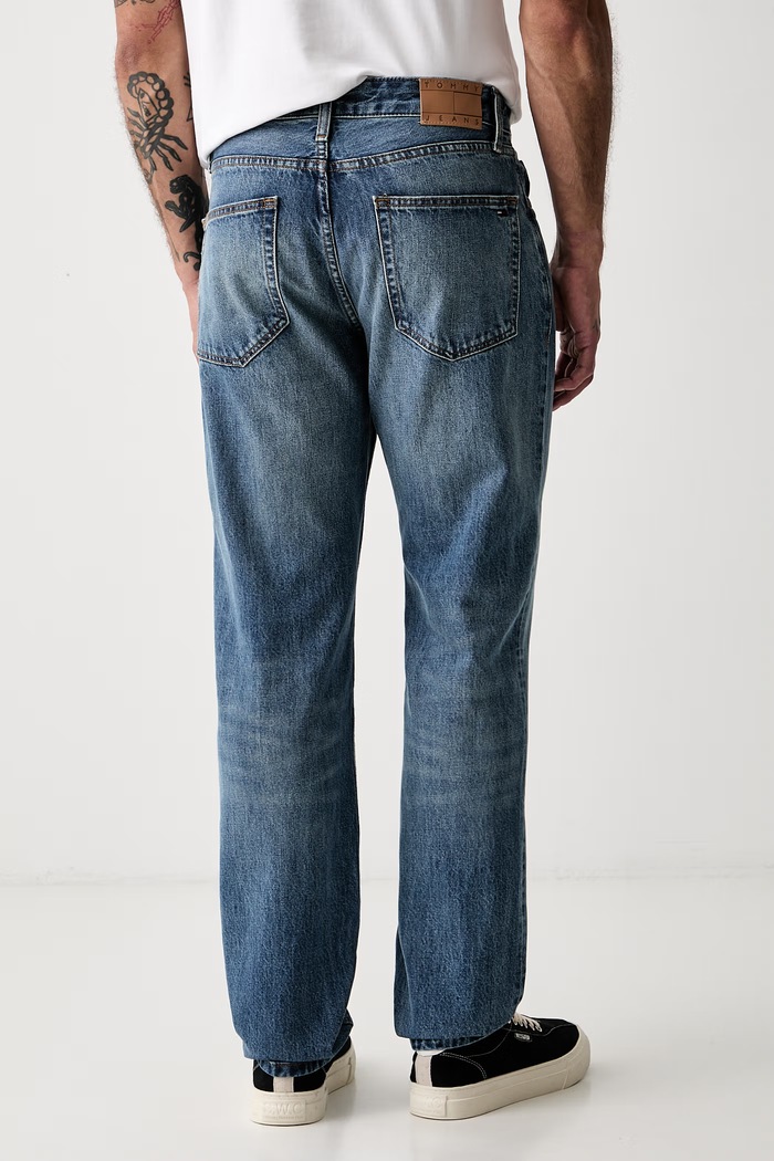 Odzież Tommy Jeans jeansy straight męskie DM0DM23358 niebieski