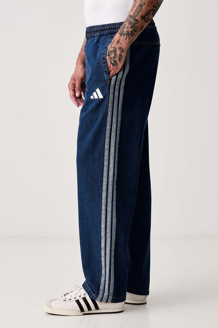 Jeansy regular męskie Denim Pack adidas KV8348 niebieski