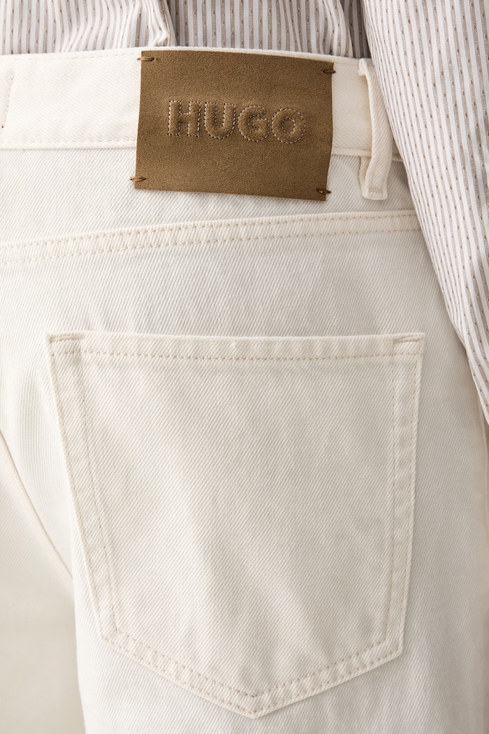 HUGO relaxed fit džíny pánské HUGO béžová 50566524