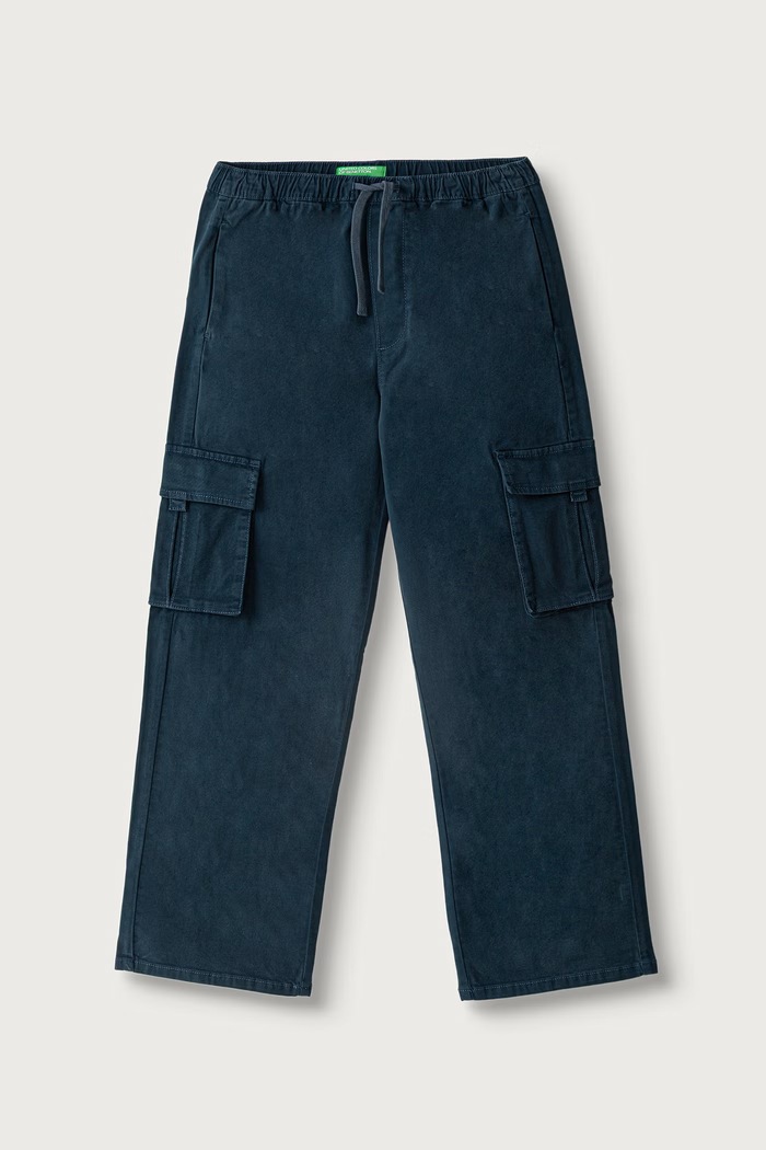 United Colors of Benetton Spodnie cargo dziecięce bawełniane z elastanem granatowy 44KYCF05Z.G.Seasonal