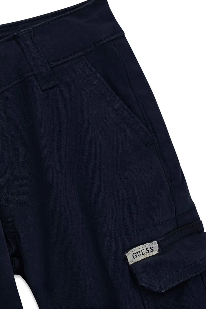 Chłopiec Guess Spodnie cargo dziecięce bawełniane z elastanem N6BB02.W4125.9BY2 granatowy