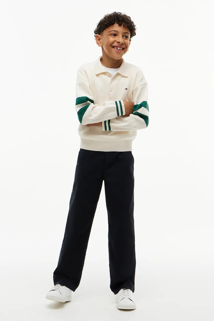 Spodnie chinos dziecięce bawełniane z elastanem Tommy Hilfiger KB0KB10199.104.122.9BY2 czarny